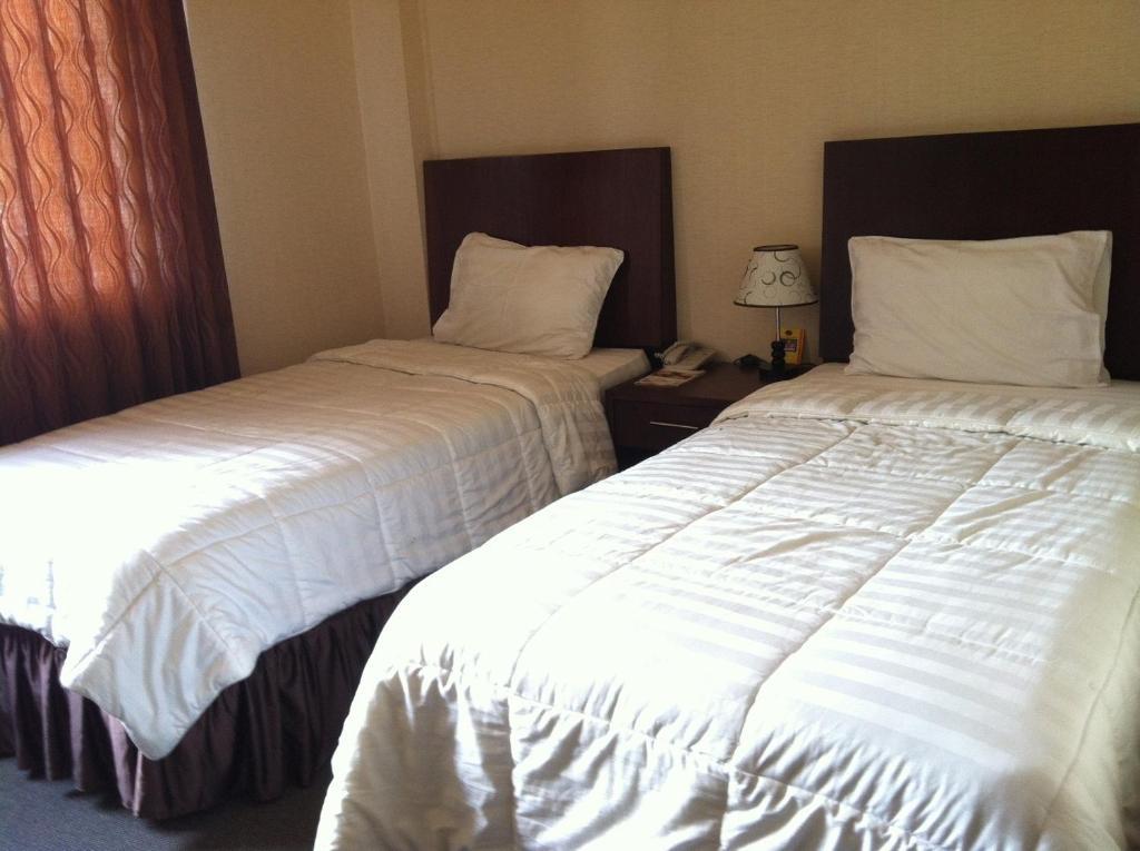 Grand Duta Hotel Palu Ruang foto