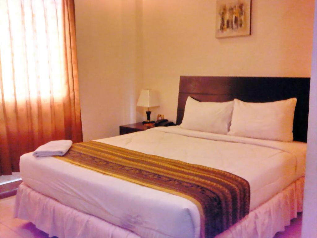 Grand Duta Hotel Palu Ruang foto